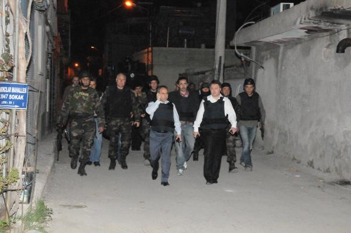 3 Polisi Yaraladığı İddia Edilen Zanlı Yakalandı