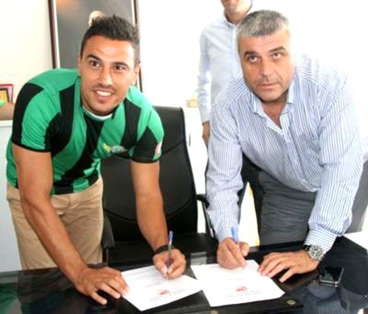 Akhisar Belelediyespor Çağdaş\'ı Aldı