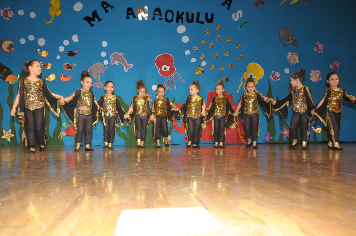 Anaokulu Öğrencilerinden Yıl Sonu Gösterisi