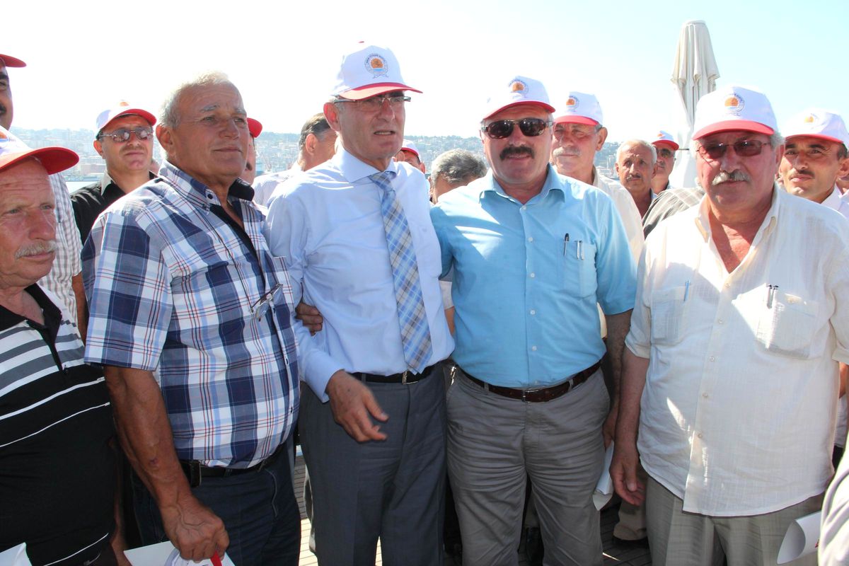 Babalar Gününü Denizde Kutladılar