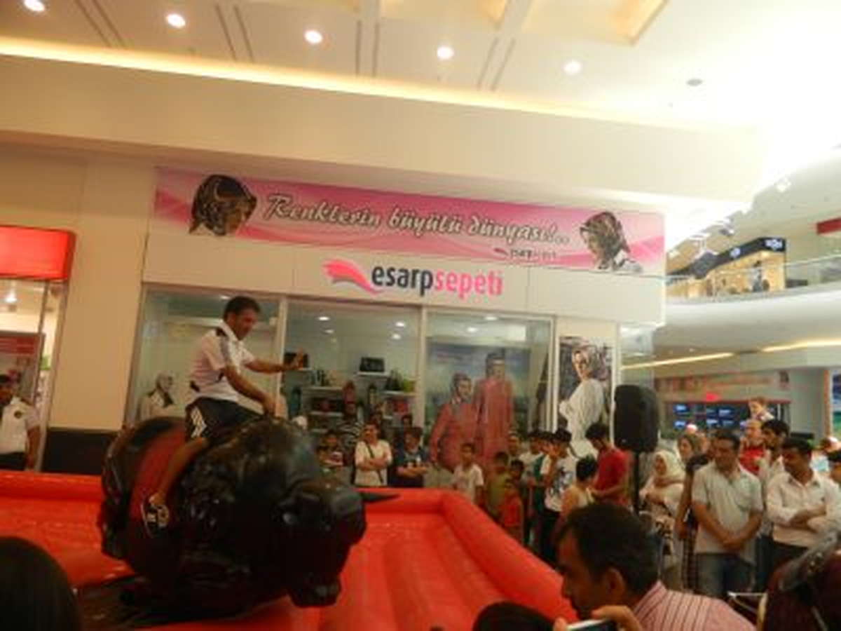 Babalar Prime Mall Antakya\'da Eğlendiler