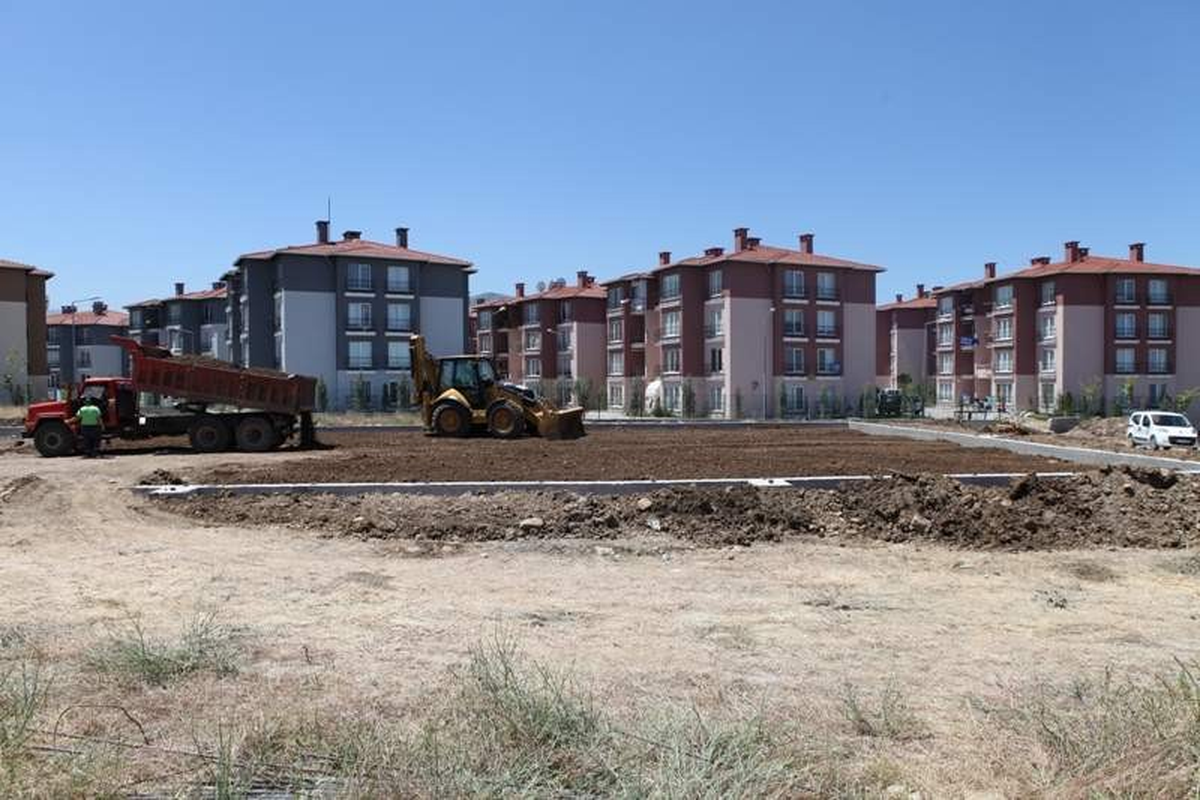 Başkan Ayaz, Vatandaşın Bir Dediğini İki Etmiyor