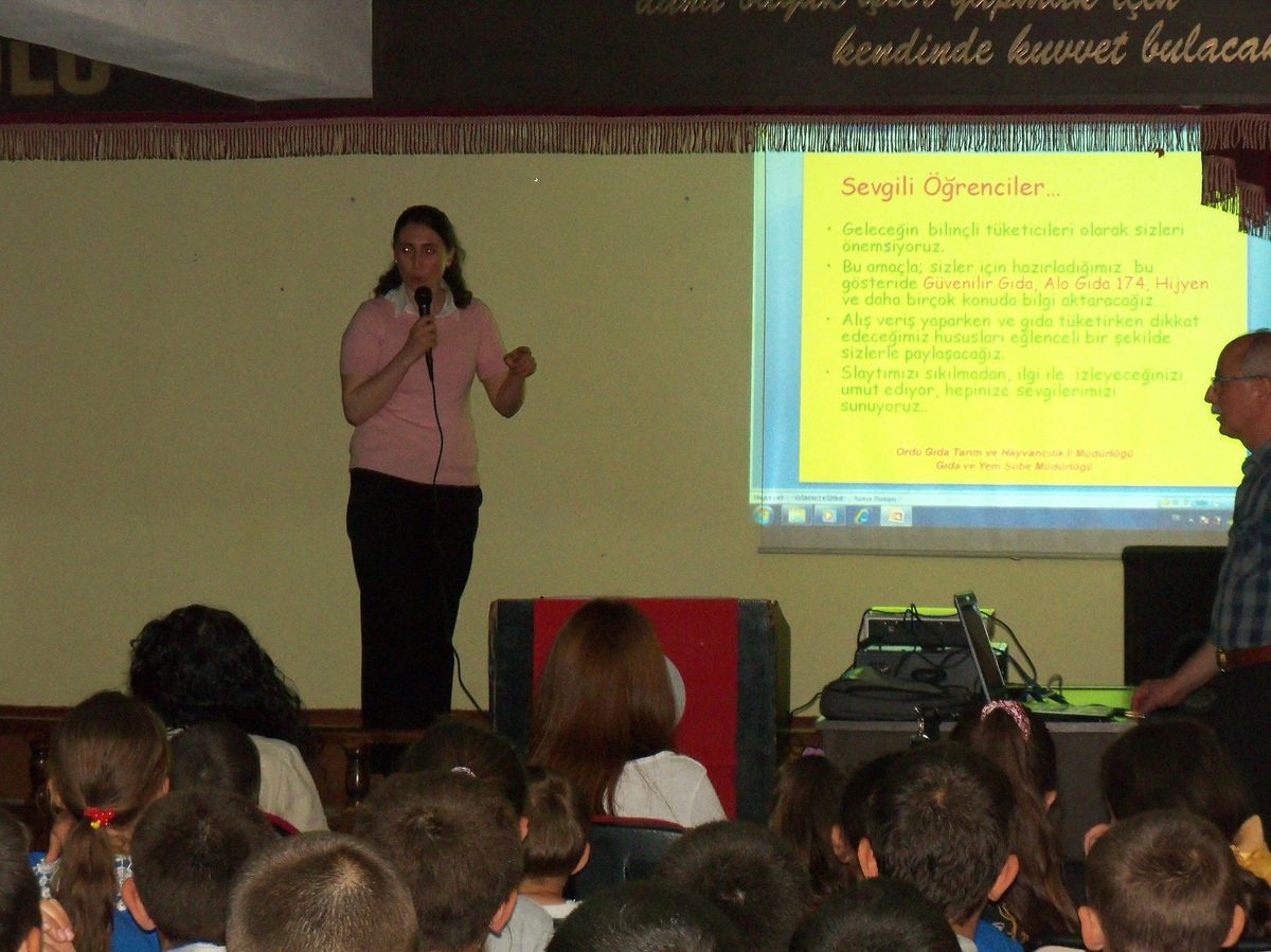 Çatalpınar\'da Öğrencilere Gıda ve Süt Semineri