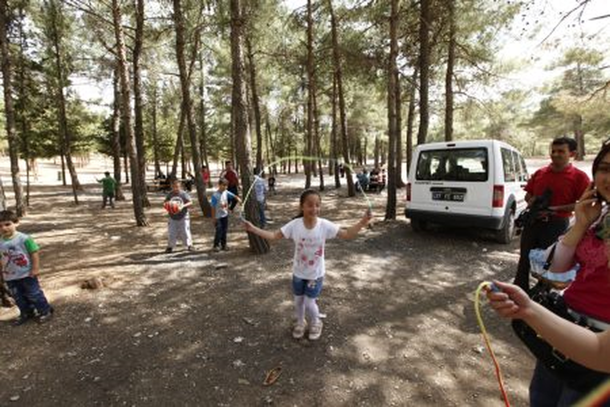 Çocuklar Piknikte Buluştular