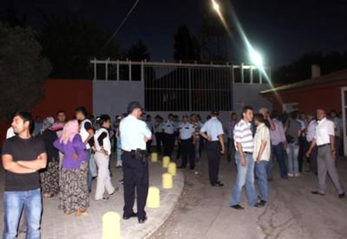 Gaziantep H Tipi Cezaevi\'ndeki Yangın İddiası