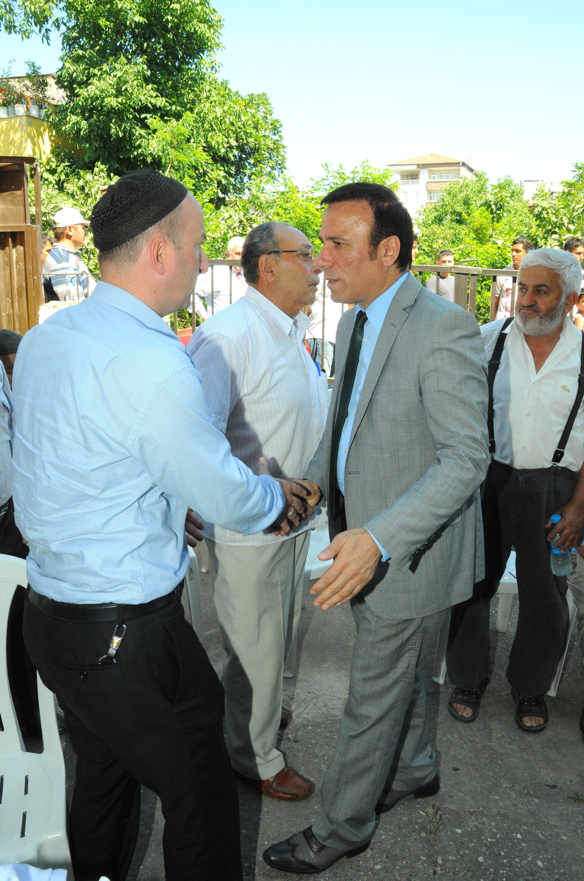 Genç\'ten Şehit Ailesine Başsağlığı
