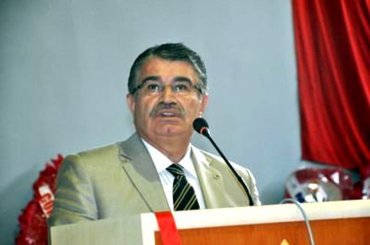 Hakkari\'nin Çukurca İlçesi\'nde 8 Askerin Şehit Olması ve 16 Askerin de Yaralanmasının Ardından...