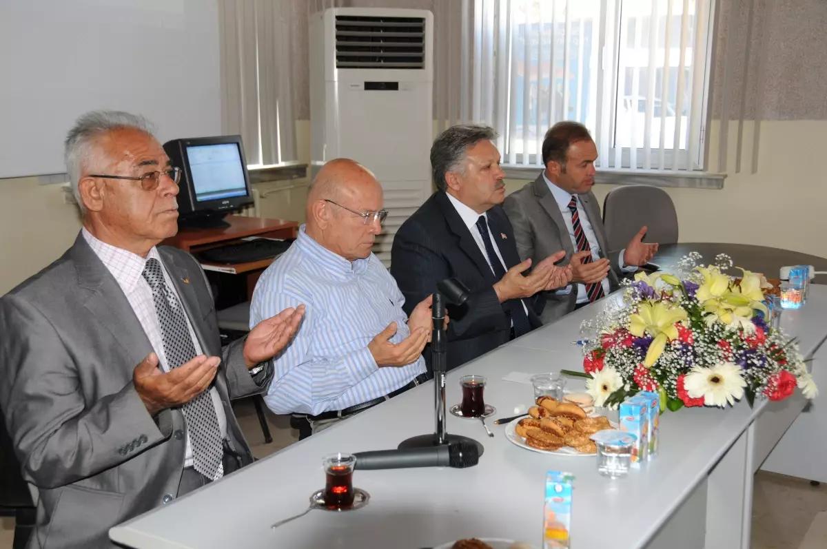 Karaman'da Yılın İlk Mahsülü Arpa 3 Lira 35 Kuruştan Satıldı