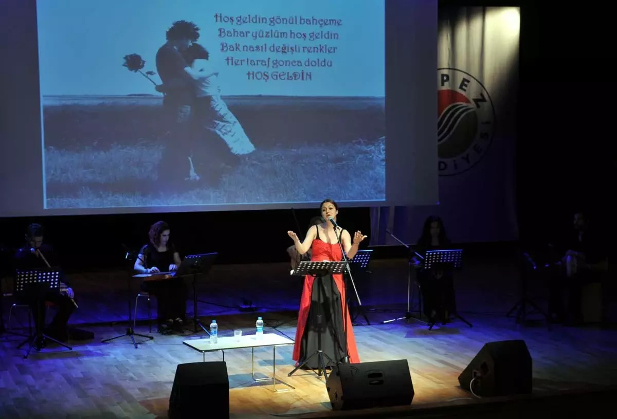 Kepez\'den Cansın Erol\'a Saygı Konserı