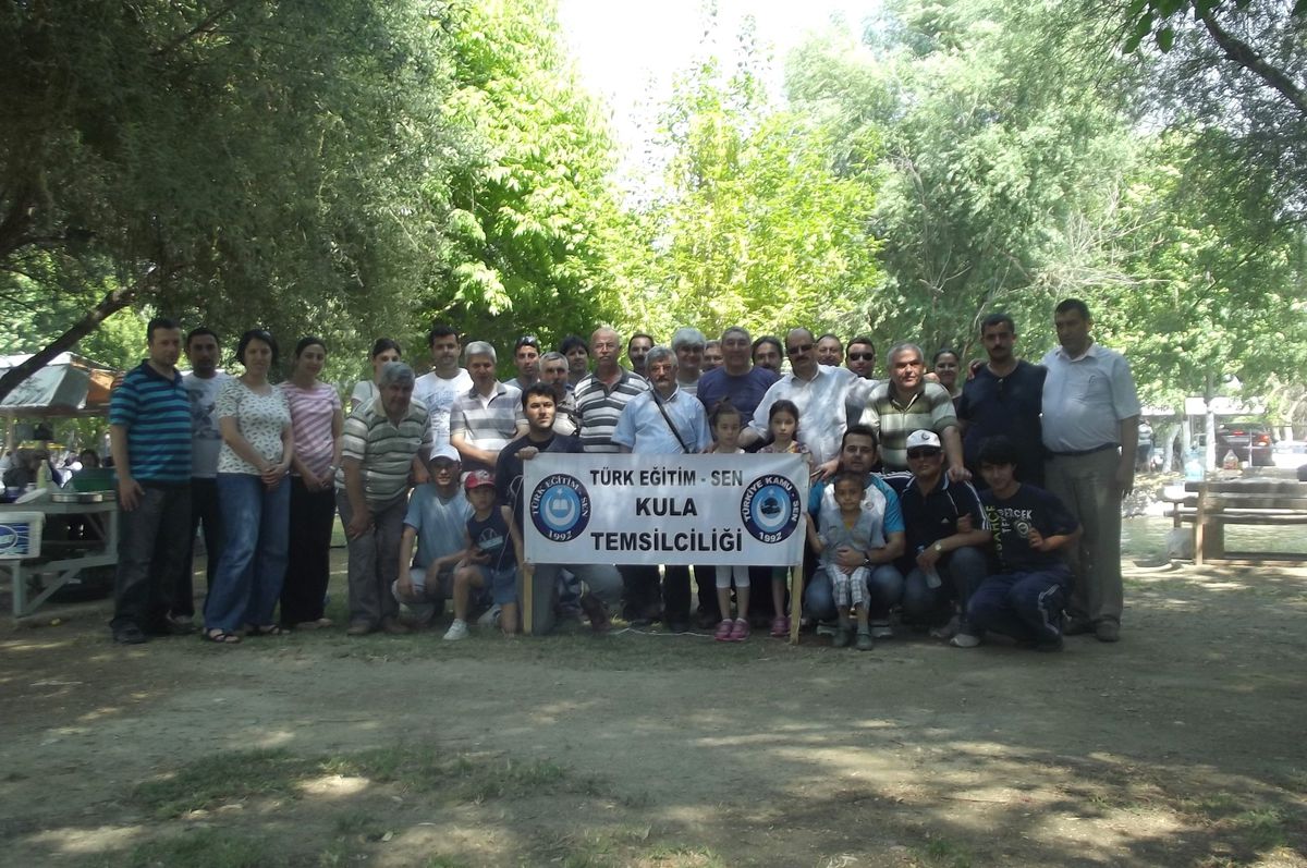 Kula Türk-Eğitim Sen\'den Birlik Beraberlik Pikniği
