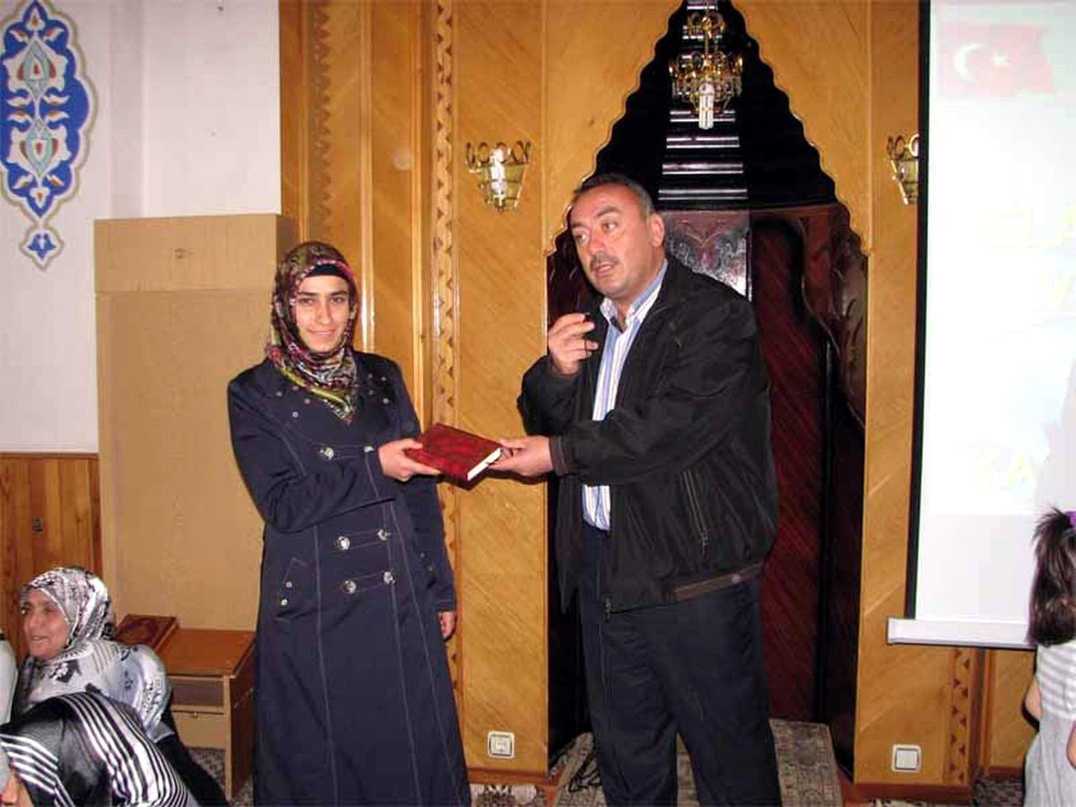 Kursiyerler Başarı Belgelerini Aldı