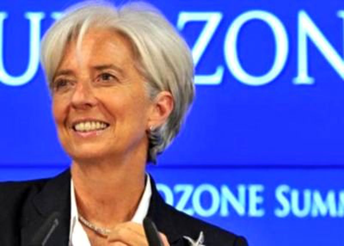 Lagarde Çantasını Doldurdu