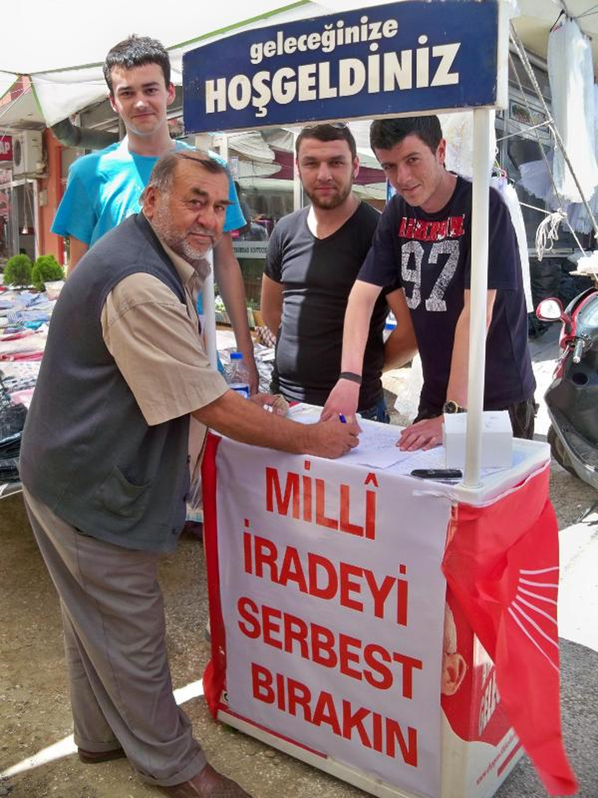 Malkara\'da Balbay ve Haberal İçin İmza Kampanyası