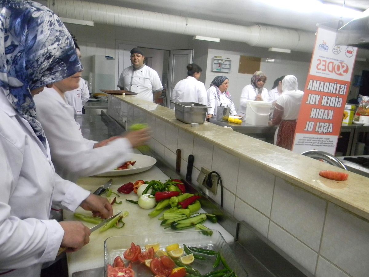 Mesob\'un Sodes Kursuna Katılan Aşçı Adayları, 4 Yıldızlı Otelde Uygulama Yaptılar