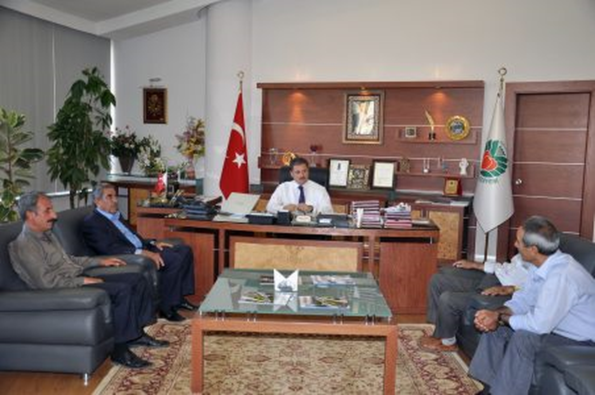 Muhtarlardan, Başkan Çakır\'a Ziyaret