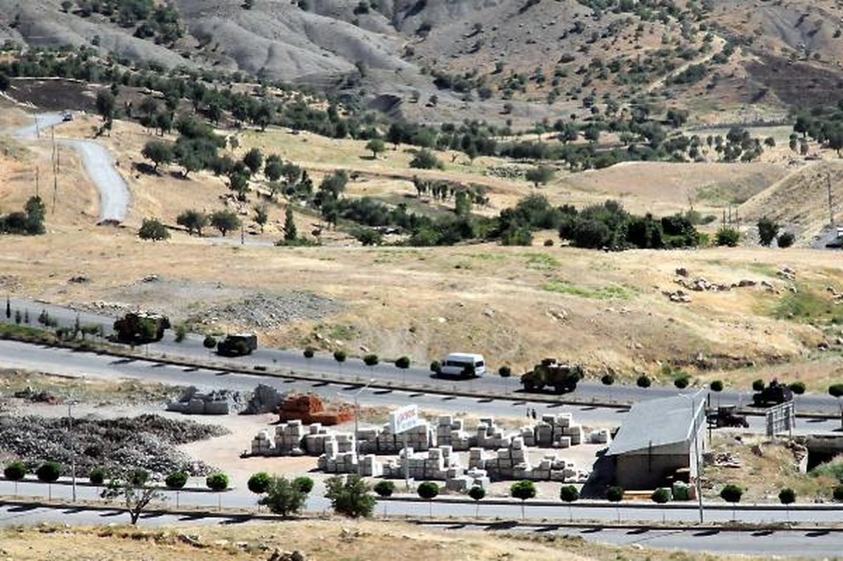 Şırnak\'ta Sınıra Asker Sevkiyatı