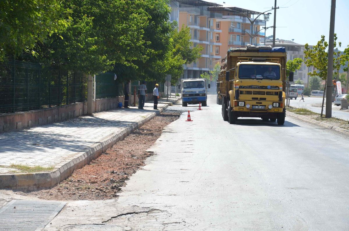 Soma\'da Asfalt Sezonu Açıldı