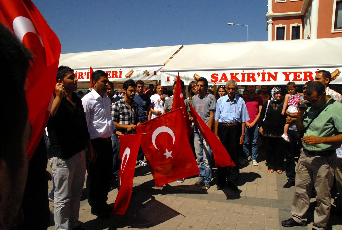 Üniversite Öğrencilerinden Teröre Tepki