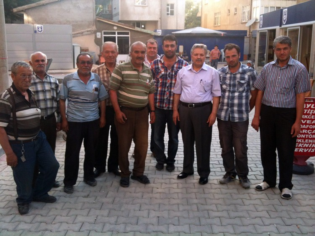 Vali Kahraman\'dan Seyyarlar Çarşısı Esnafına Ziyaret