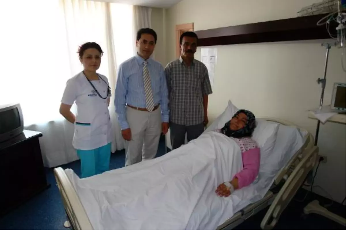 Vücudundan 50 Parça Ur Çıkarıldı