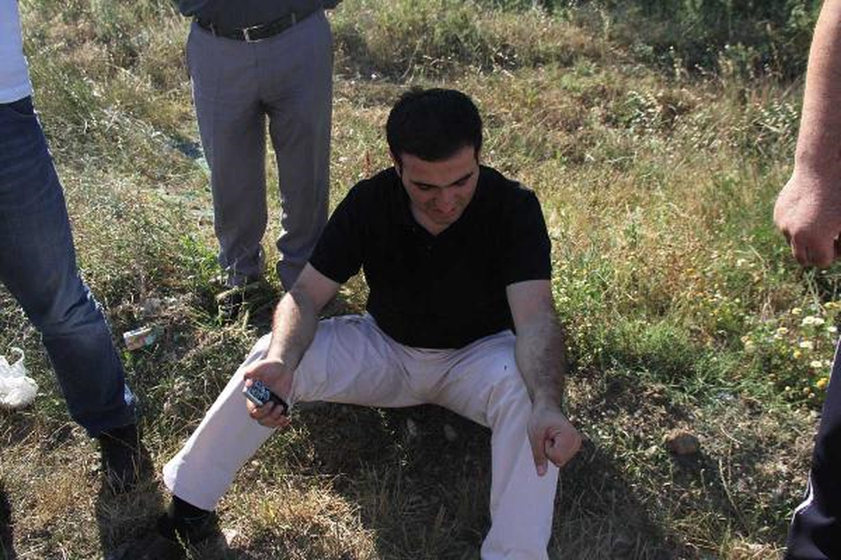 4 Takla Atan Otomobilden Burnu Bile Kanamadan Çıktı