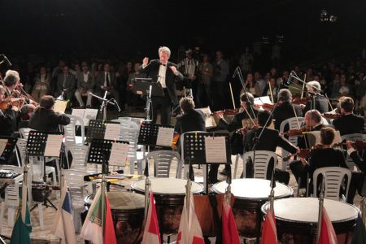 Açıkhava\'da Görkemli Bir Klasik Müzik Gecesi