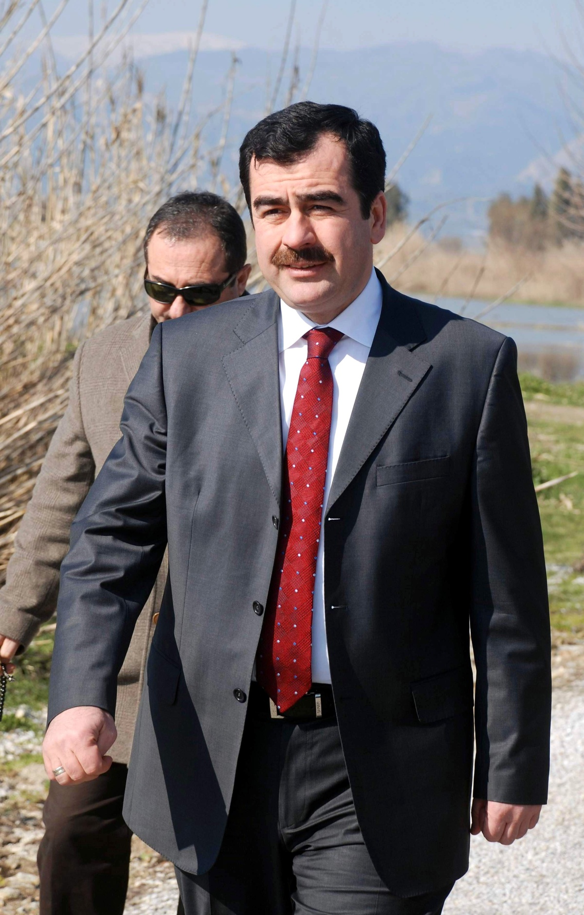 Ak Partili Erdem, Yeni Büyükşehir Yapısıyla Bütün Şehrin Sorunlarının Çözüleceğini Açıkladı