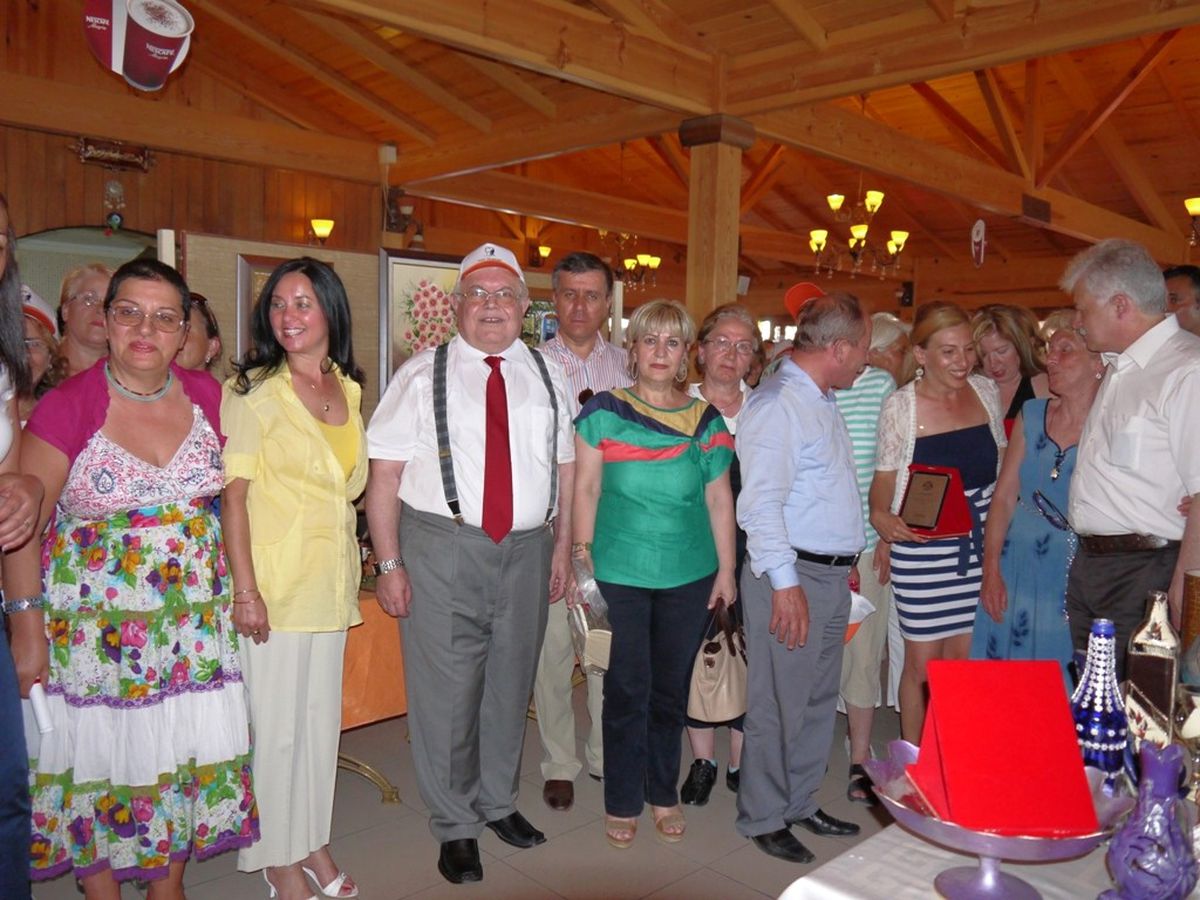 Akçay'da Kursiyerlerin Çifte Mutluluk Yaşadı