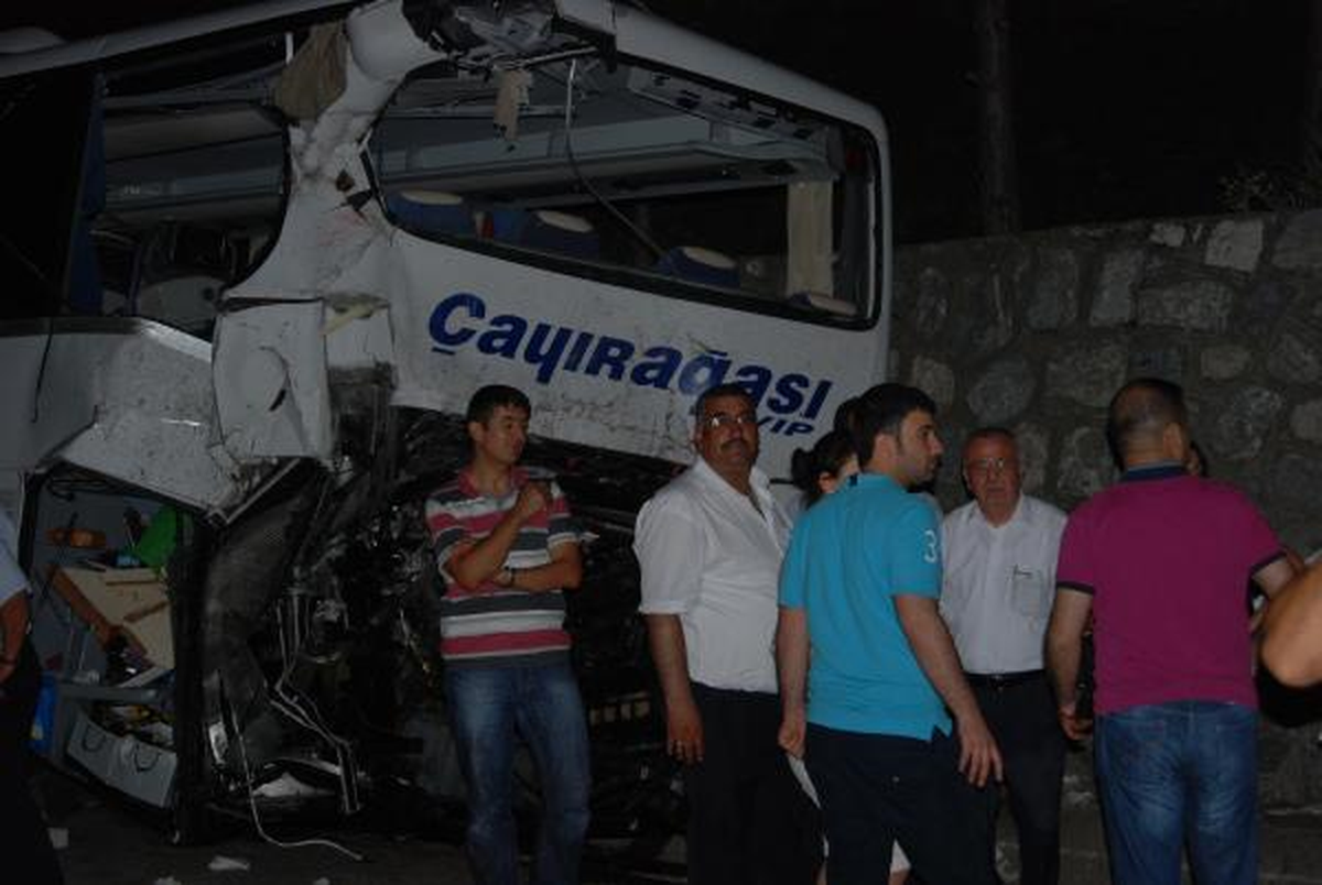 Ambulanstaki Hasta Trafik Kazasında Öldü