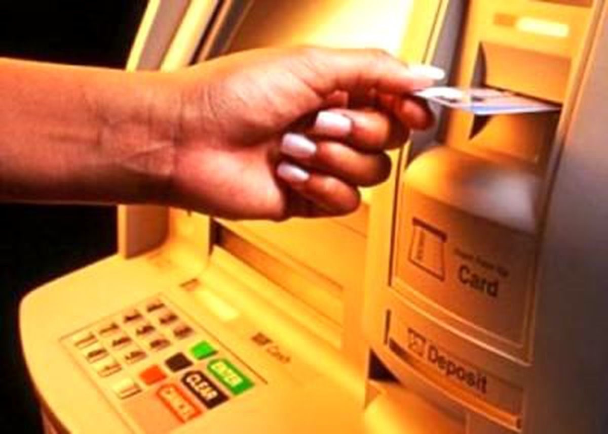 Atm\'ye Giden Memura Zam Şoku!
