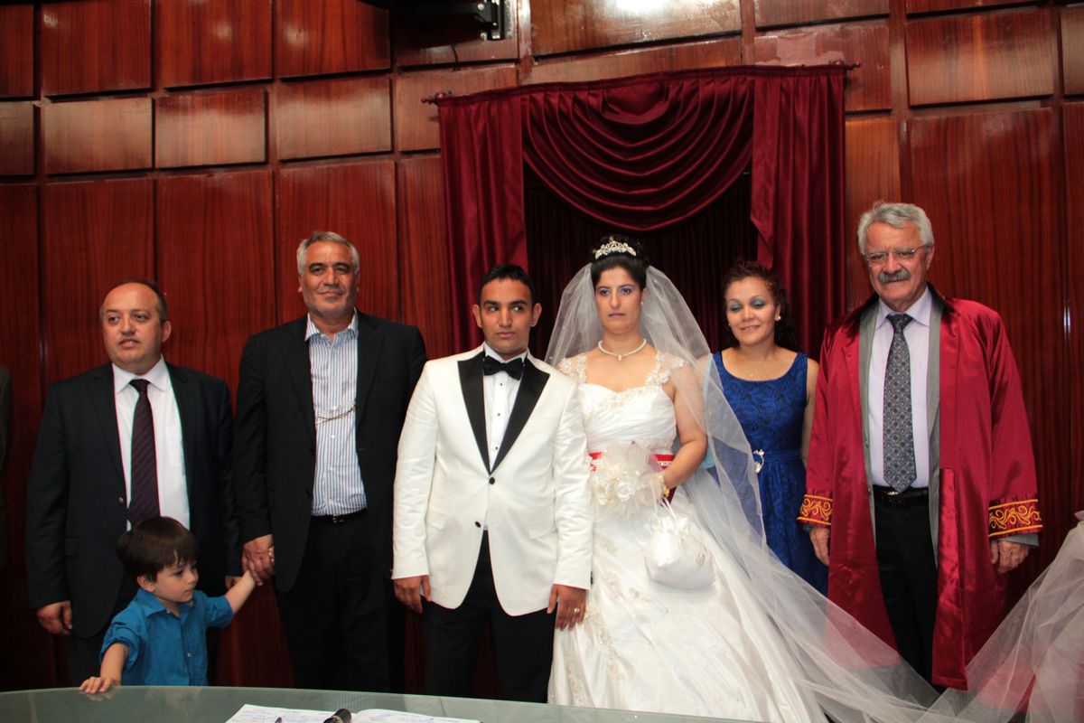 Çankaya Belediye Başkanı Tanık Genç Çiftin Mutluluğuna Ortak Oldu