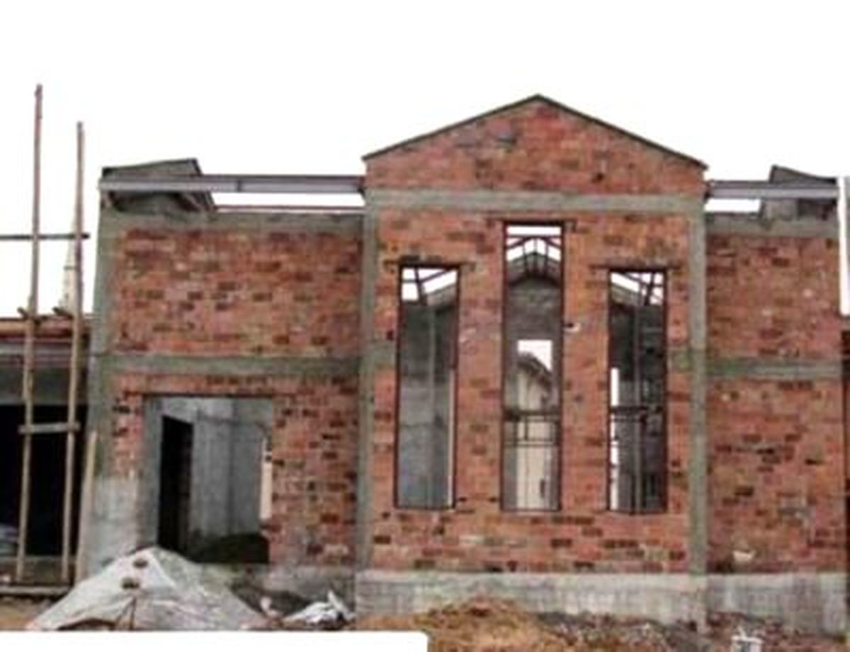 Ermeni Mezarlığında Yıkılan Bölümün Yapımına Başlandı