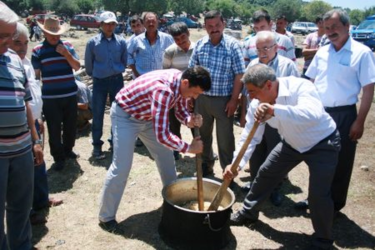 Hamza Dağ Keşkek Kardı