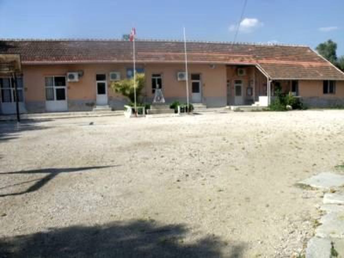 Milas\'ta Yarım Kalan Okulu Devlet Tamamlayacak