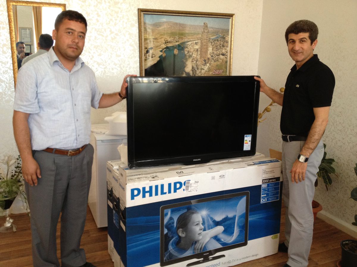 Pegasus Yönetim Kurulu Başkanı Sabancı\'dan Öğrencilere Karne Hediyesi
