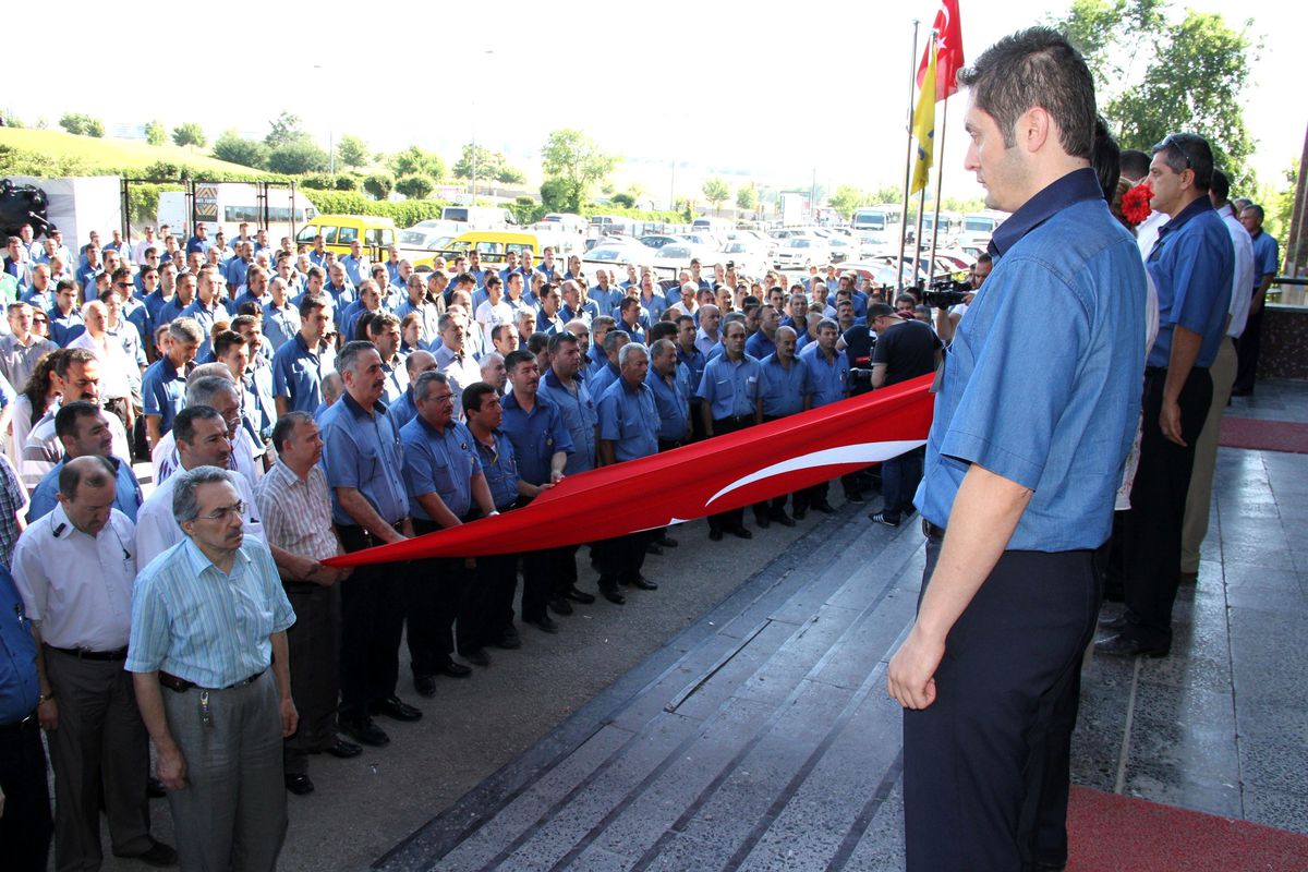 Postacılardan Teröre Siyah Kokartlı Tepki