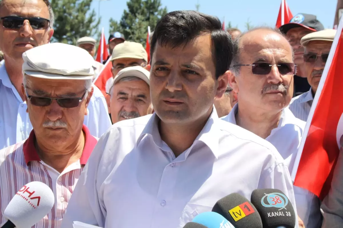 Şehit Aileleri Dağlıca Saldırısına Tepki Gösterdi