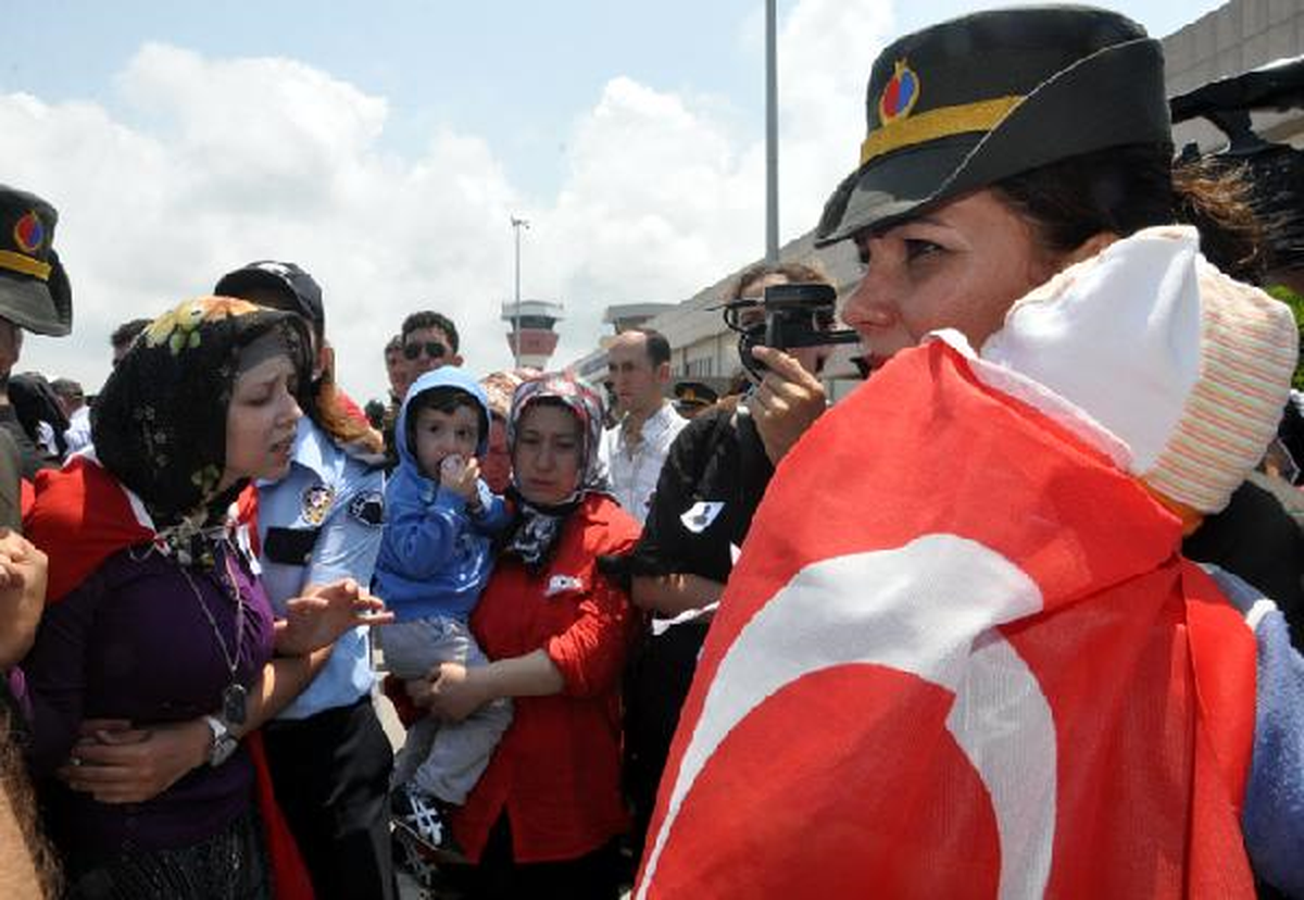 Şehit Eşi : Umut\'um Babasının İntikamını Alacak