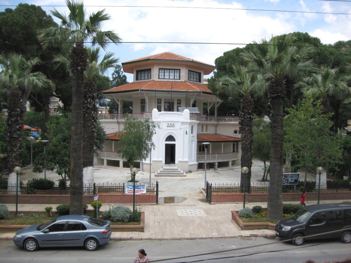 Tayyare Binasının Kiralama İhalesi İptal Edildi