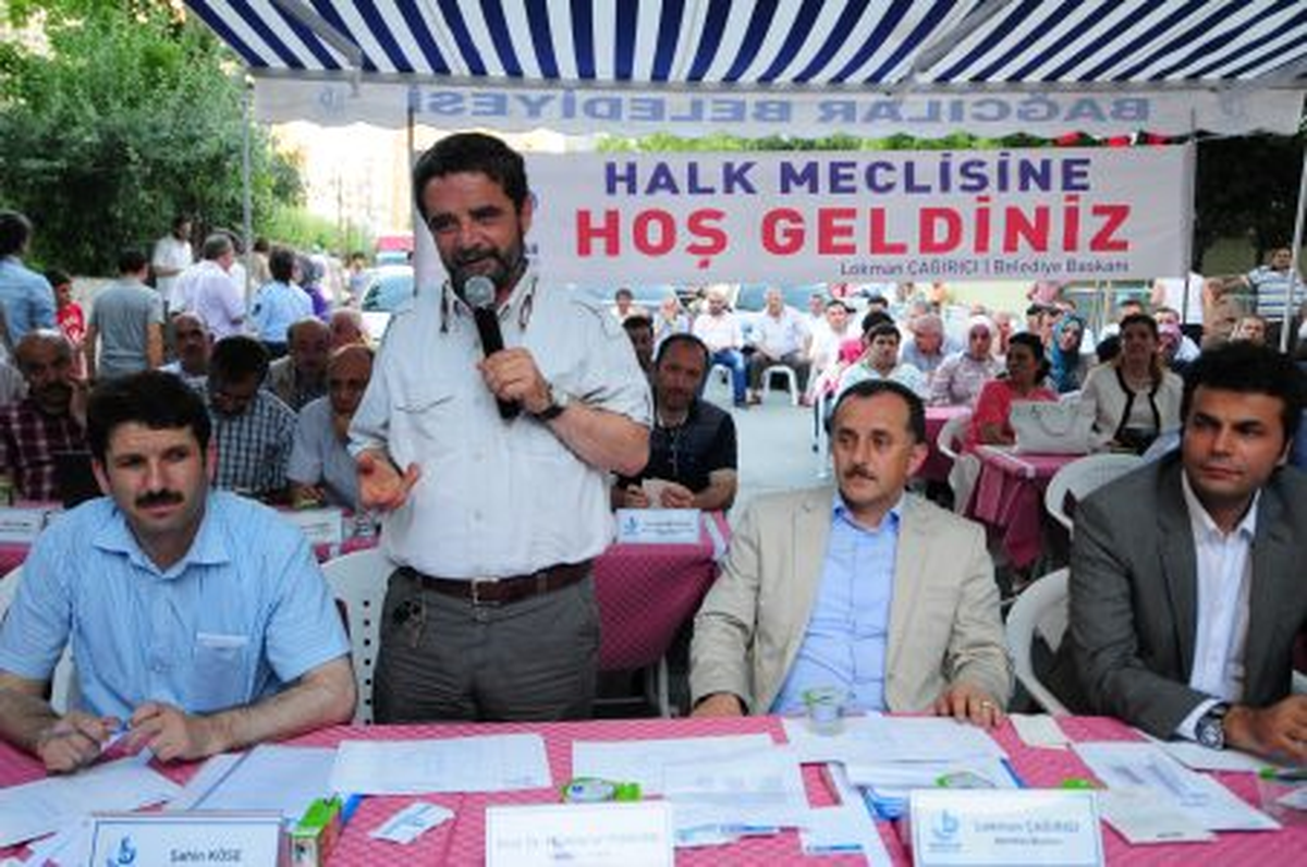 Türköne: "Bir Demokrasi Şöleni Gördüm"