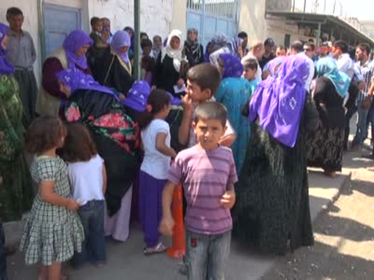 Yakınlarının Gittiğini Öğrenince Gözyaşı Döktüler