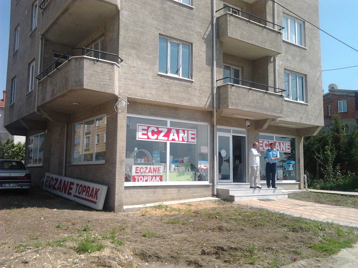Zabıta Tente Çalışmalarına Devam Ediyor
