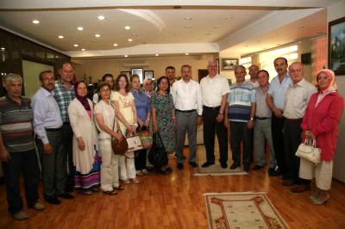AK Parti\'den Adapazarı Belediyesine Ziyaret