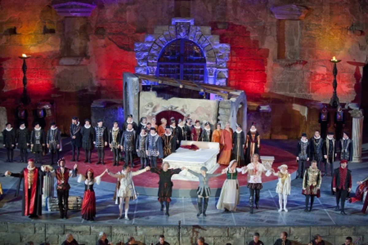 Aspendos Festivali\'nde Baltık Rüzgarı Esti