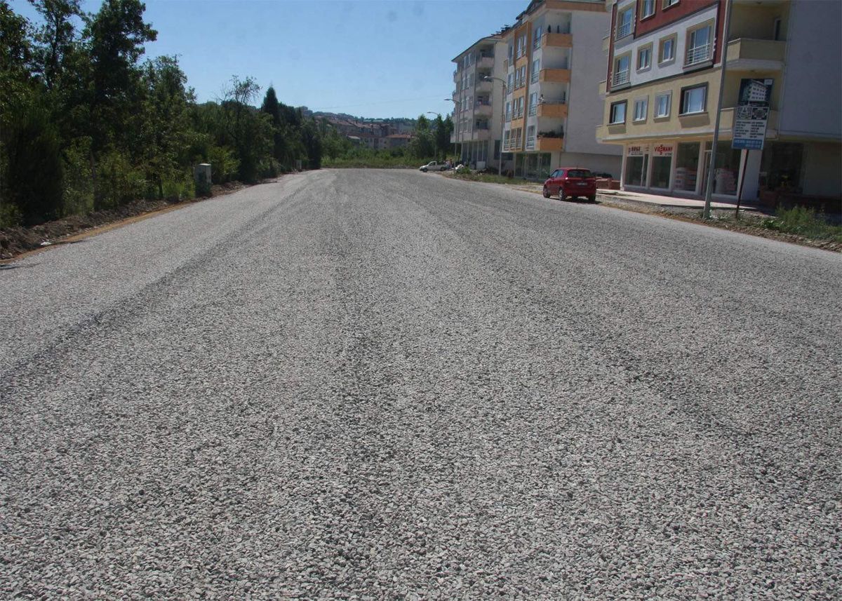 Belediye Asfalt Çalışmalarına Devam Ediyor
