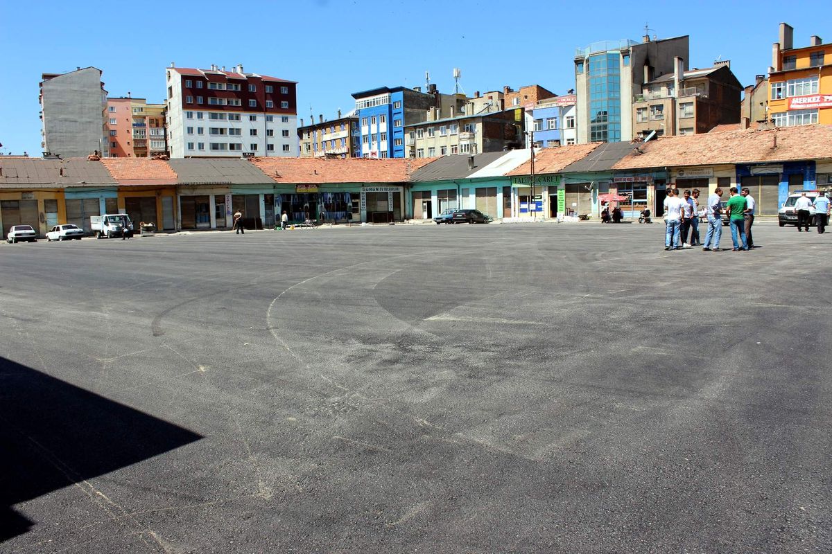 Buğday Pazarı Otopark Olacak