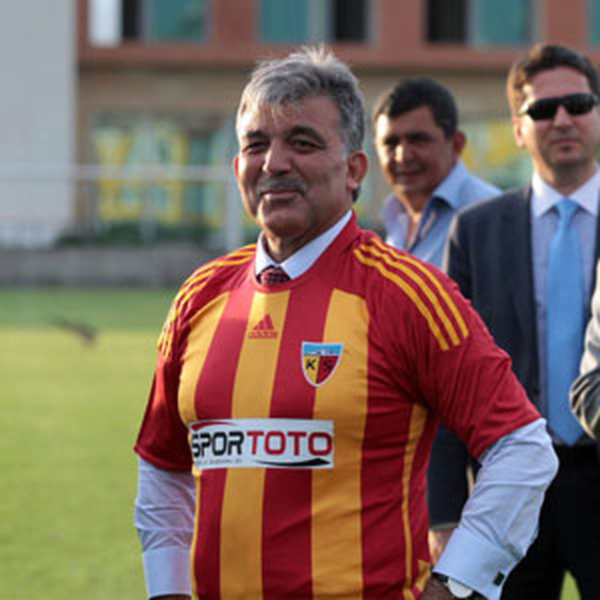 Cumhurbaşkanı Abdullah Gül, Kayserispor Tesisleri\'ni Ziyaret Etti