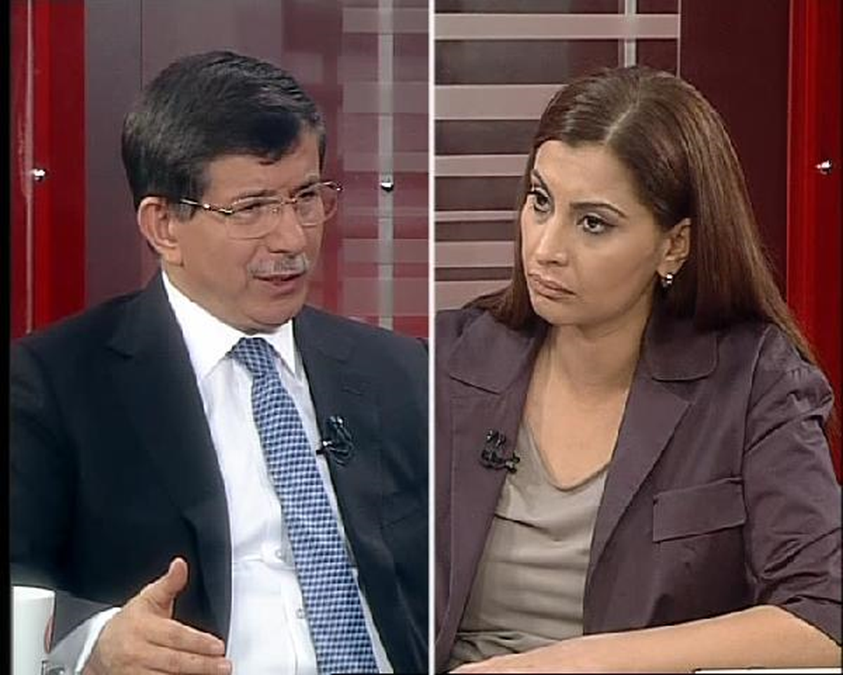 Davutoğlu: Saflaşma Bir Yöntem Tercihidir