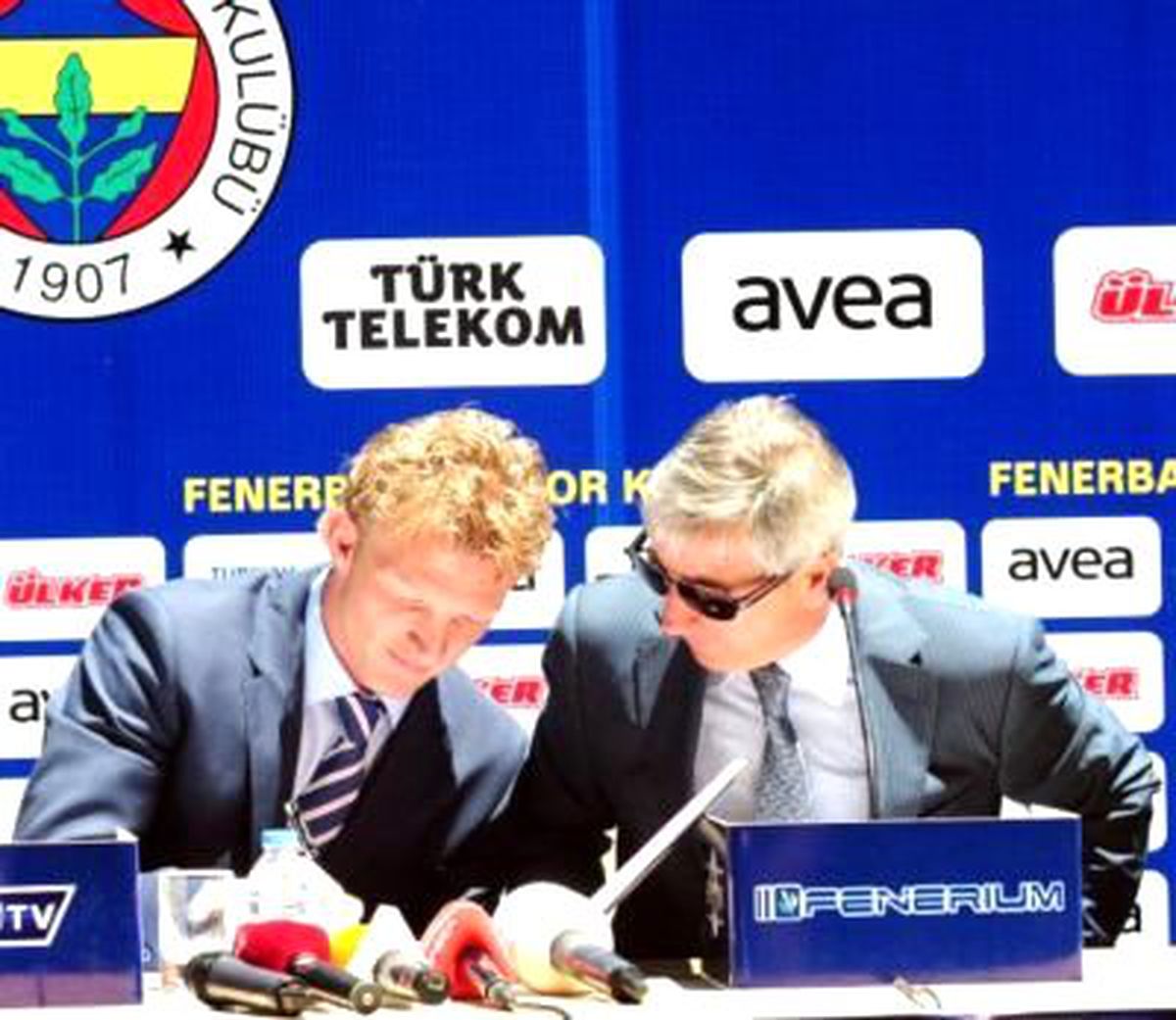 Dirk Kuyt İmzayı Attı