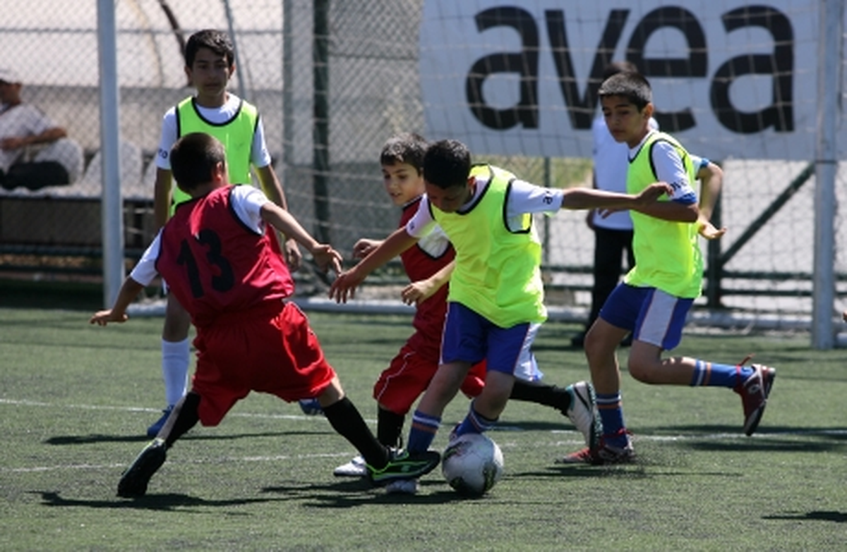 Fcbescola Camp Seçmeleri İstanbul\'da Devam Ediyor
